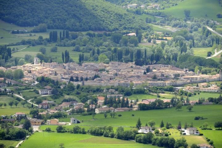 Hotel Europa Norcia Bagian luar foto